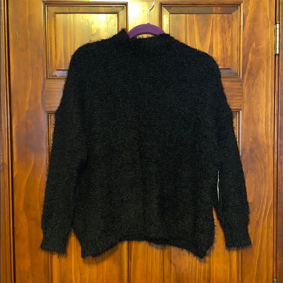 Altar’d State Mina Eyelash Sweater - Picture 4 of 7